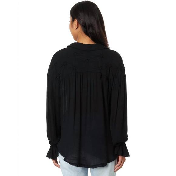 NEW FREE PEOPLE olivia smocked top in black - Picture 3 of 3